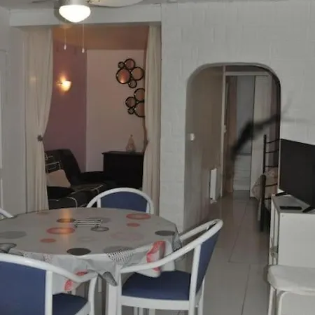 Location Saisonniere Type T2 Mèze