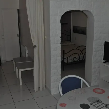 Location Saisonniere Type T2 شقة Mèze